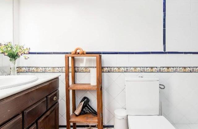 Atico Duplex Con Terraza En Puro Centro, 2 A 8 Pax Appartement Madrid Buitenkant foto