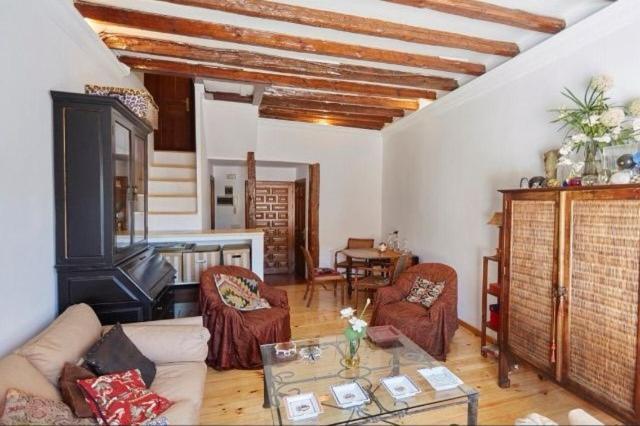 Atico Duplex Con Terraza En Puro Centro, 2 A 8 Pax Appartement Madrid Buitenkant foto